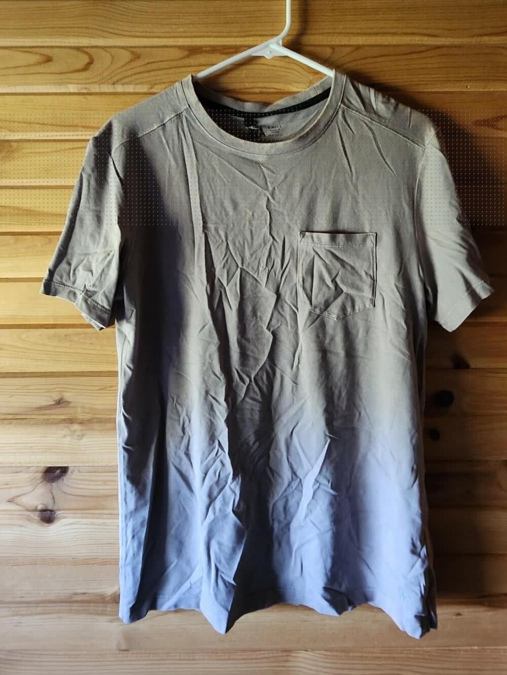 VRST Men's Small Essential Acid Washed Pocket Tee Silver Shadow New With Tags